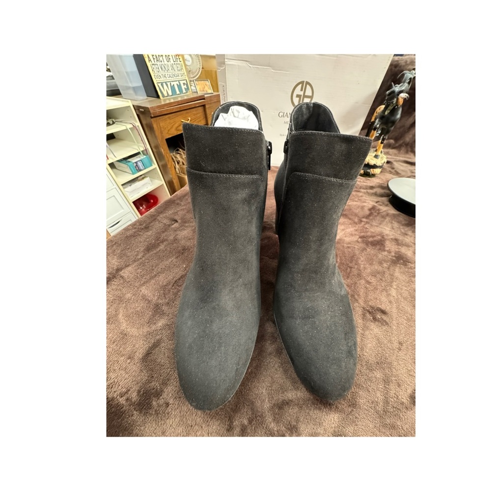 Giani Bernini Black Booties size 11 - Picture 3 of 8